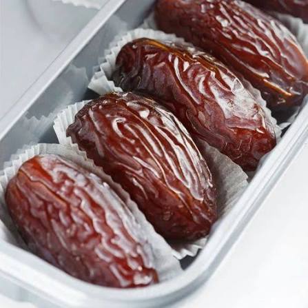 Super Foods Jumbo Medjol Dates